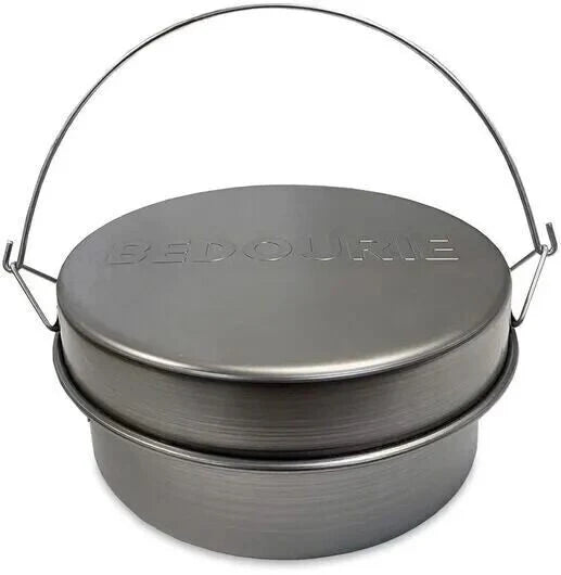 Bedourie Camp Oven 12 inch — open lid view