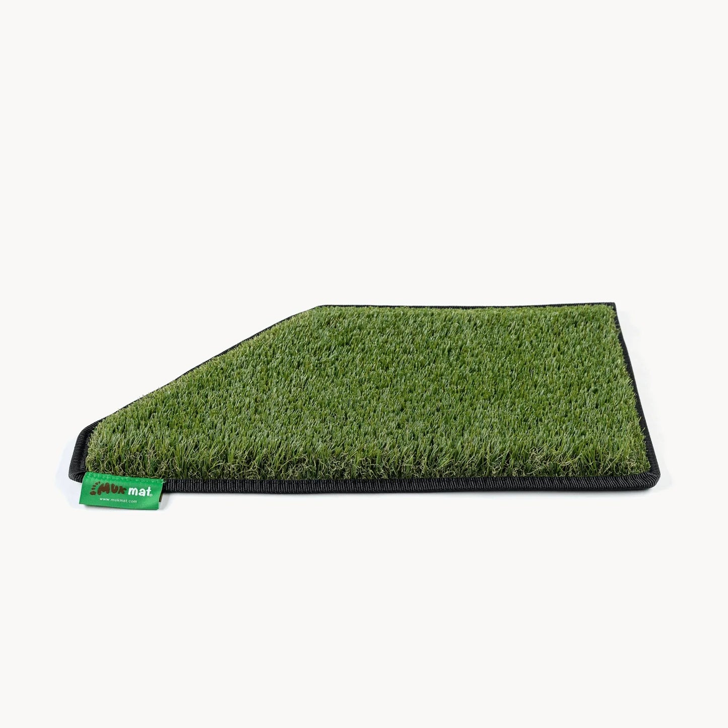 Muk Mat Angled Caravan Step in Green – artificial grass caravan step mat